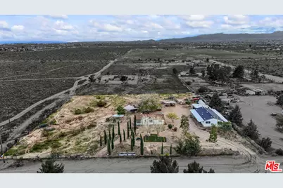 6677 Maricopa Rd, Phelan, CA 92371 - Photo 38