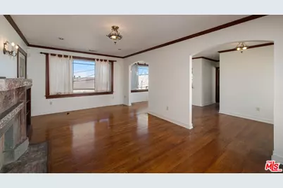2331 Lucerne Ave, Los Angeles, CA 90016 - Photo 10