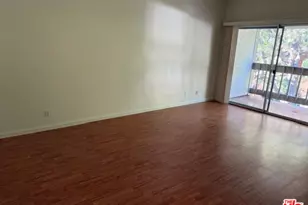 17142 Palisades Cir, Pacific Palisades, CA 90272 - Photo 14