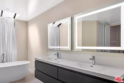 2467 Century Hl, Los Angeles, CA 90067 - Photo 16