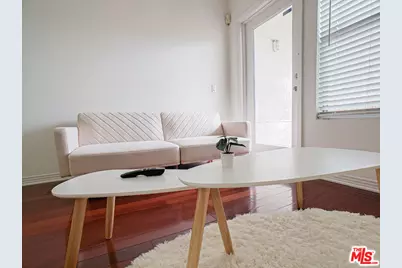 1025 Dewey Ave #205, Los Angeles, CA 90006 - Photo 2