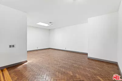 4373 McConnell Blvd, Los Angeles, CA 90066 - Photo 8