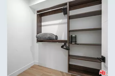 1842 S Sycamore Ave, Los Angeles, CA 90019 - Photo 26