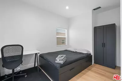 1842 S Sycamore Ave, Los Angeles, CA 90019 - Photo 10