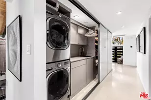 3834 Buena Park Dr, Studio City, CA 91604 - Photo 28
