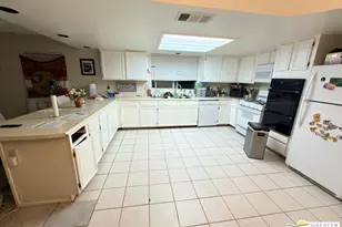 29395 Avenida La Paz, Cathedral City, CA 92234 - Photo 8