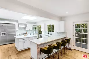 903 N Vista St, Los Angeles, CA 90046 - Photo 16