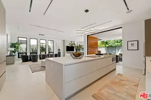 818 N Curson Ave, Los Angeles, CA 90046 - Photo 12