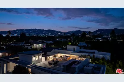 818 N Curson Ave, Los Angeles, CA 90046 - Photo 52