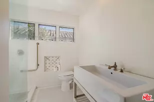 7741 Airport Blvd, Los Angeles, CA 90045 - Photo 18