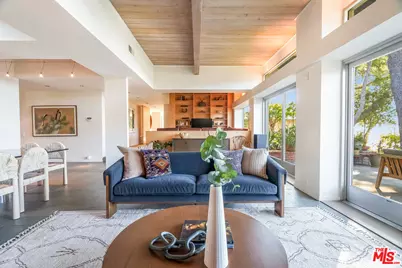 16798 Charmel Ln, Pacific Palisades, CA 90272 - Photo 8