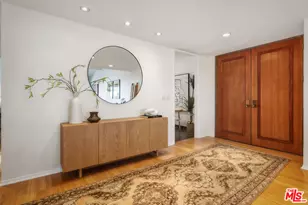 311 Bora Bora Way, Marina del Rey, CA 90292 - Photo 2