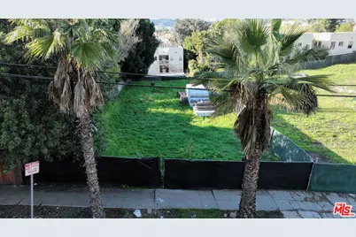 823 Hyperion Ave, Los Angeles, CA 90029 - Photo 2