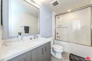 436 S Virgil Ave #Ph 1, Los Angeles, CA 90020 - Photo 8