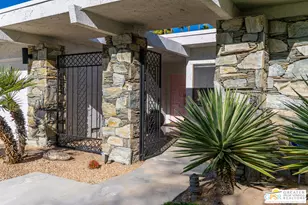2324 Camino Vida, Palm Springs, CA 92264 - Photo 4