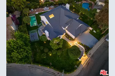 4050 Clarinda Dr, Tarzana, CA 91356 - Photo 34