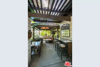 1258 E Elmwood Ave, Burbank, CA 91501 - Photo 56