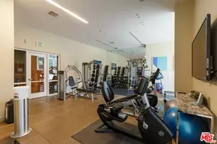 1705 Ocean Ave, Santa Monica, CA 90401 - Photo 38