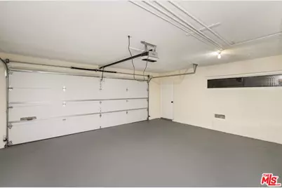 6133 Wooster Ave, Los Angeles, CA 90056 - Photo 22