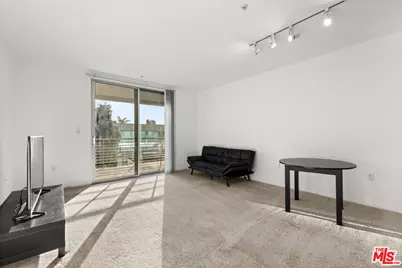 267 S San Pedro St #217, Los Angeles, CA 90012 - Photo 14