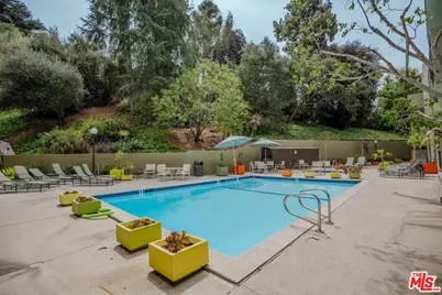 2018 Griffith Park Blvd #109, Los Angeles, CA 90039 - Photo 12