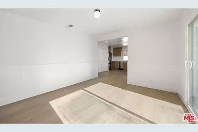 401 N Deerfield St, Anaheim, CA 92807 - Photo 12