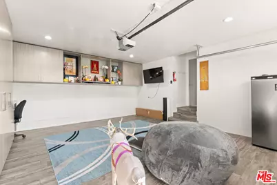 8912 Yorktown Ave, Los Angeles, CA 90045 - Photo 8