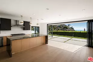 200 Surfview Dr, Pacific Palisades, CA 90272 - Photo 10