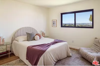 4249 Torreon Dr, Woodland Hills, CA 91364 - Photo 42