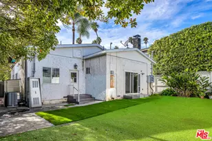 922 S Bundy Dr, Los Angeles, CA 90049 - Photo 22