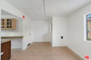 14646 Kittridge St, Van Nuys, CA 91405 - Photo 12