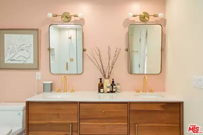 5828 Irvine Ave, North Hollywood, CA 91601 - Photo 16