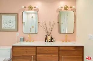 5828 Irvine Ave, North Hollywood, CA 91601 - Photo 16