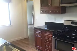 7154 Lexington Ave, West Hollywood, CA 90046 - Photo 36