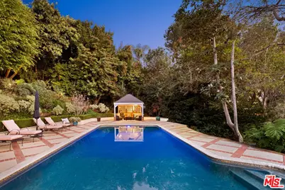 1240 N Wetherly Dr, Los Angeles, CA 90069 - Photo 6