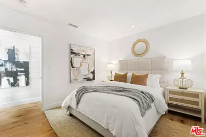 2206 Sunset Crest Dr, Los Angeles, CA 90046 - Photo 26