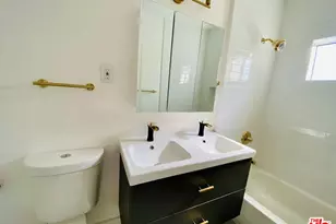 1474 W Vernon Ave, Los Angeles, CA 90062 - Photo 16