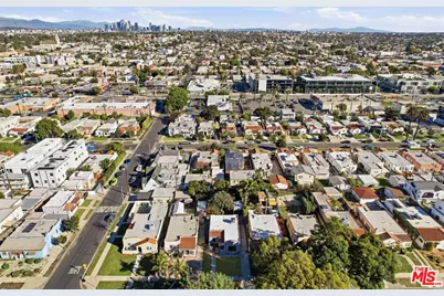 2908 Somerset Dr, Los Angeles, CA 90016 - Photo 32