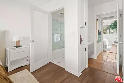 2500 Abbot Kinney Blvd #7, Venice, CA 90291 - Photo 20