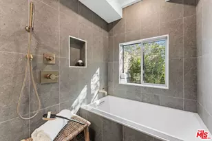 1244 14th St #D, Santa Monica, CA 90404 - Photo 10