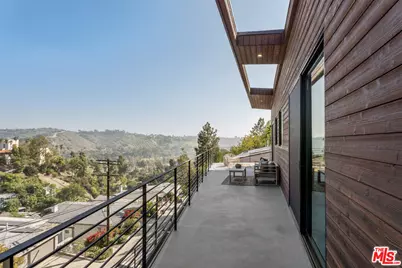 4691 Glenalbyn Dr, Los Angeles, CA 90065 - Photo 32