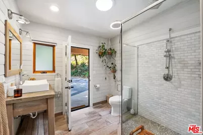 24537 Dry Canyon Cold Creek Rd, Calabasas, CA 91302 - Photo 16