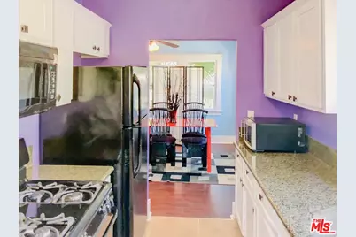 800 N Hobart Blvd, Los Angeles, CA 90029 - Photo 22