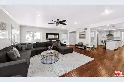 416 S Van Ness Ave, Los Angeles, CA 90020 - Photo 8