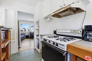 1817 W Burbank Blvd, Burbank, CA 91506 - Photo 50