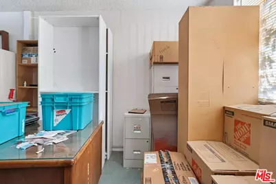 1817 W Burbank Blvd, Burbank, CA 91506 - Photo 10