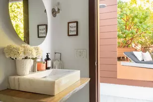 12047 Summit Cir, Beverly Hills, CA 90210 - Photo 46