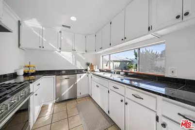 4516 Walnut Ave, Long Beach, CA 90807 - Photo 10