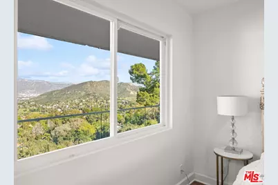7377 Pyramid Pl, Los Angeles, CA 90046 - Photo 38