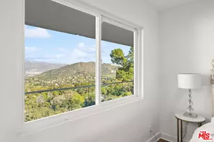 7377 Pyramid Pl, Los Angeles, CA 90046 - Photo 38